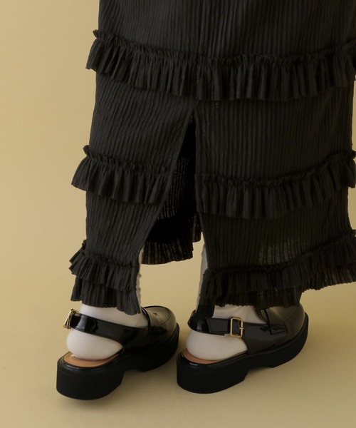 LEPSIM（レプシィム）の「【産前・産後対応】マタニティ／フリルティアードスカート　319491（マタニティウェア/グッズ・レディース・ブラック/アイボリー・FREE）」の6枚目の写真