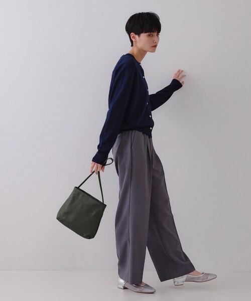 OPAQUE.CLIP(オペークドットクリップ)の「サテンコンビ巾着ワンショルダーバッグ(ショルダーバッグ・レディース・ピンク系9/チャコール/ブラック・00)」の11枚目の写真