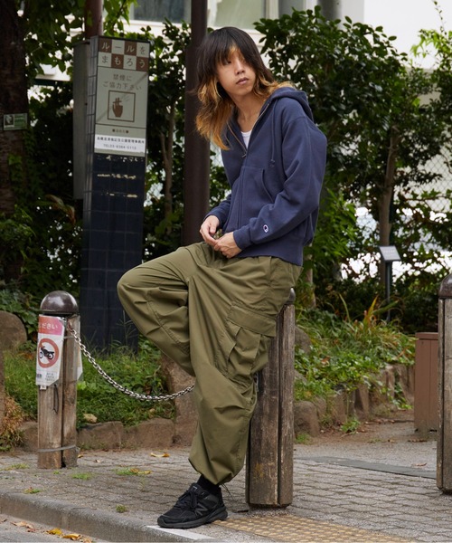 Champion(チャンピオン)の「Champion/チャンピオン REVERSE WEAVE(R) ジップフーデッド スウェット トレーナーシャツ 2026秋冬 秋服(パーカー・メンズ・シルバーグレー/オートミール/ネイビー/ブラック・M/L/XL)」の19枚目の写真
