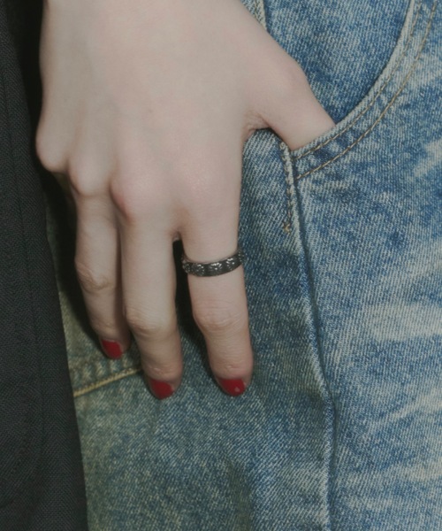 DTYYPE(ドタイプ)の「フラワーリング(リング・レディース・シルバー・11号)」の2枚目の写真