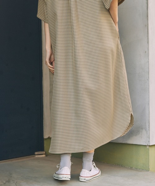 MONO-MART LADY'S(モノマートレディース)の「アソート ナンバリング刺繍 ボタンダウン 半袖 ロングシャツワンピース(シャツワンピース・レディース・ベージュ/ブラック/ブラウン/ネイビー・FREE)」の19枚目の写真
