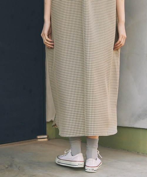MONO-MART LADY'S(モノマートレディース)の「アソート ナンバリング刺繍 ボタンダウン 半袖 ロングシャツワンピース(シャツワンピース・レディース・ベージュ/ブラック/ブラウン/ネイビー・FREE)」の20枚目の写真
