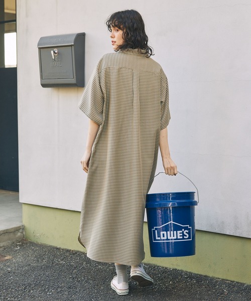 MONO-MART LADY'S(モノマートレディース)の「アソート ナンバリング刺繍 ボタンダウン 半袖 ロングシャツワンピース(シャツワンピース・レディース・ベージュ/ブラック/ブラウン/ネイビー・FREE)」の11枚目の写真