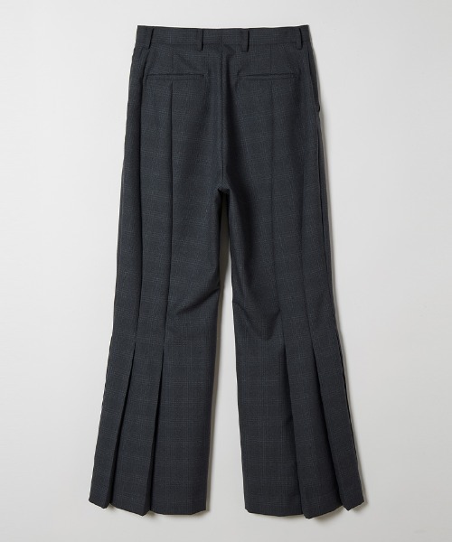 soduk(スドーク)の「triple tucked trousers(スラックス・レディース・グレー/ブラウン・SMALL/MEDIUM)」の9枚目の写真