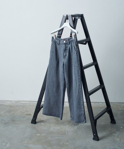 CODE A（コードエー）の「NEEDBY heritage ＊ CODE A｜AARON（デニムパンツ・レディース・グレー・24/25/26）」の10枚目の写真