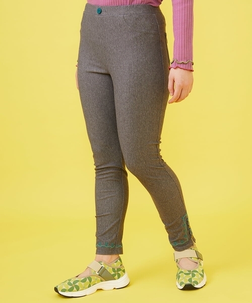 Jocomomola（ホコモモラ）の「Triangulo 刺繍レギンスパンツ（その他パンツ・レディース・ネイビー/チャコールグレー・42/40）」の2枚目の写真