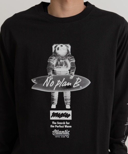 THE GOODLAND MARKET（ザグッドランドマーケット）の「That’s　RE the Long Tee (No Plan B)（Tシャツ/カットソー・メンズ・ブラック/ホワイト・MEDIUM/LARGE/X-LARGE）」の3枚目の写真