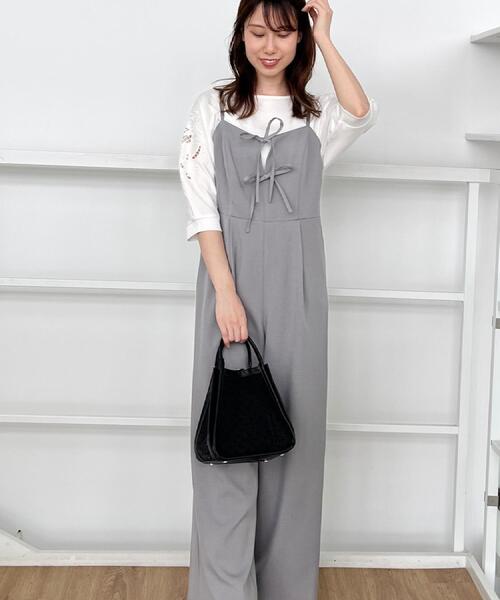 couture brooch（クチュールブローチ）の「【接触冷感・洗える・UV機能付き・二の腕カバー】デイジー＆リボン エンブロドルマントップス（Tシャツ/カットソー・レディース・ブラック/オフホワイト/ブルー系7/ピンク/オリーブ/ブラウン系その他/ブラック系2・38/36/42）」の18枚目の写真