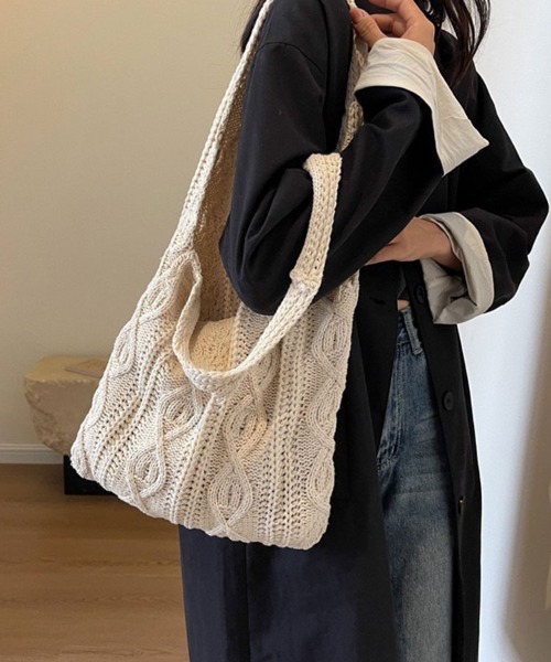 SallyLunn(サリーラン)の「編み込みワンショルダーバッグ(ショルダーバッグ・レディース・グリーン/ブラウン/アイボリー・FREE)」の2枚目の写真