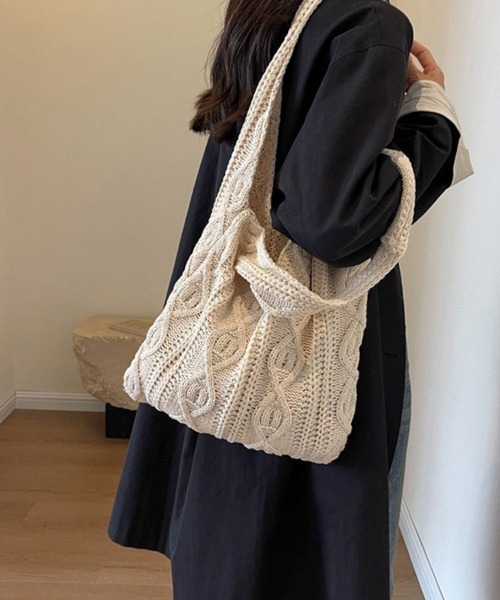 SallyLunn(サリーラン)の「編み込みワンショルダーバッグ(ショルダーバッグ・レディース・グリーン/ブラウン/アイボリー・FREE)」の6枚目の写真
