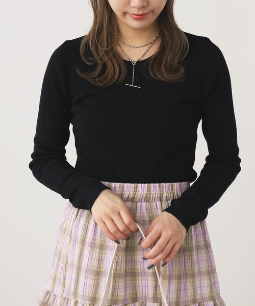 ROOPTOKYO(ループトウキョウ)の「クルーネック シアーニット 秋物 秋服 2026年秋冬 冬服(ニット/セーター・レディース・ホワイト/グレー・FREE)」の1枚目の写真