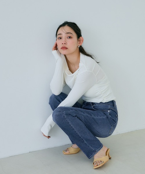 coca（coca）（コカ）の「しゃがめるテーパードデニム（デニムパンツ・レディース・ライトブルー/ブルー・S/L/M）」の16枚目の写真