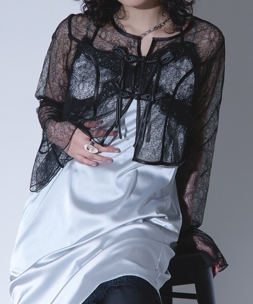 Ellno de Mavie(エルノデメヴィ)の「レースサテンキャミワンピース(ワンピース・レディース・グレー系その他/ブラック・FREE)」の20枚目の写真