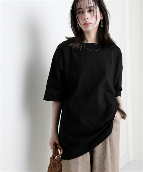 nissen（ニッセン）の「綿１００％バスクオーバーサイズ５分袖チュニック（UVカット）＜大きいサイズ有＞（Tシャツ/カットソー・レディース・オフホワイト/ブラック/ダークグレー/ベージュ/ピンク/グリーン・S～Ｍ/L～LL/3L～4L）」の2枚目の写真