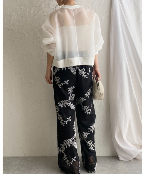 She's Closet(シーズクローゼット)の「ノーカラー長袖ショート丈ジップアップダンボールシアーブルゾン(ブルゾン・レディース・アイボリー/ブラック/カーキ/モカ・FREE)」の19枚目の写真