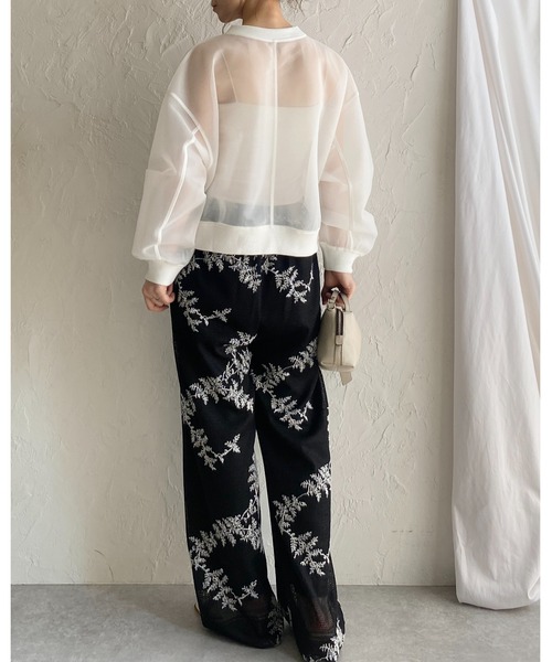 She's Closet(シーズクローゼット)の「ノーカラー長袖ショート丈ジップアップダンボールシアーブルゾン(ブルゾン・レディース・アイボリー/ブラック/カーキ/モカ・FREE)」の20枚目の写真