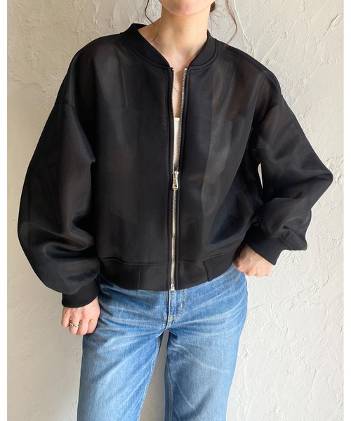 She's Closet(シーズクローゼット)の「ノーカラー長袖ショート丈ジップアップダンボールシアーブルゾン(ブルゾン・レディース・アイボリー/ブラック/カーキ/モカ・FREE)」の21枚目の写真