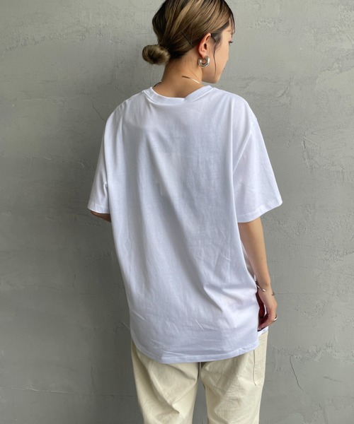 Calvin Klein（カルバン・クライン）の「[Calvin Klein/カルバンクライン] モノグラムロゴ プリントTシャツ（Tシャツ/カットソー・レディース・ホワイト/ブラック・XS/S/M/L）」の11枚目の写真