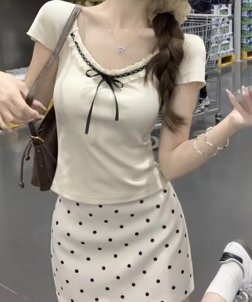 VIBGYOR（ヴィブジョー）の「リボンレース デザインコンパクトトップス(CZ)（Tシャツ/カットソー・レディース・グレー/アイボリー・MEDIUM/LARGE）」の5枚目の写真