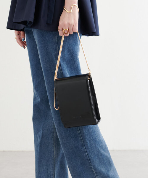 natural couture（ナチュラルクチュール）の「ミラーインショルダーバッグ（ショルダーバッグ・レディース・アイボリー/ブラック/ベージュ・FREE）」の3枚目の写真