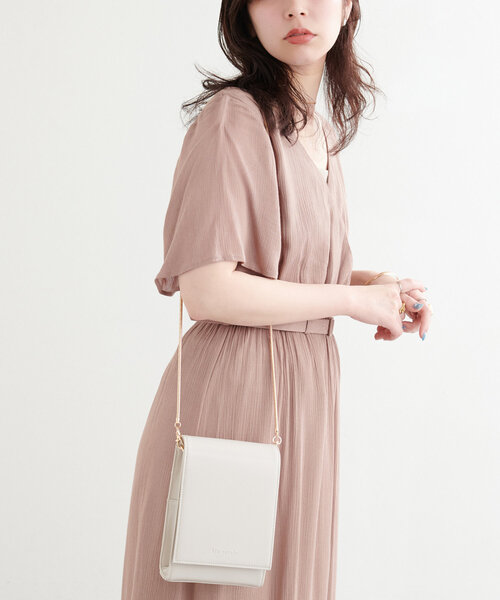 natural couture（ナチュラルクチュール）の「ミラーインショルダーバッグ（ショルダーバッグ・レディース・アイボリー/ブラック/ベージュ・FREE）」の5枚目の写真