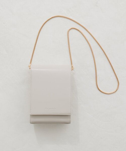 natural couture（ナチュラルクチュール）の「ミラーインショルダーバッグ（ショルダーバッグ・レディース・アイボリー/ブラック/ベージュ・FREE）」の6枚目の写真