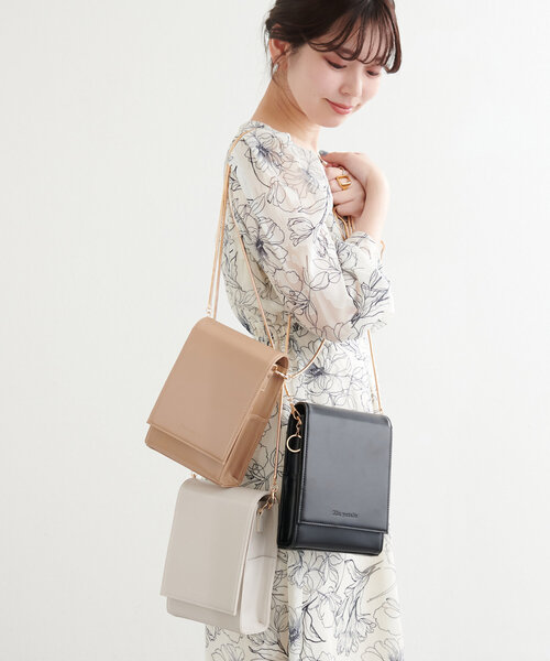 natural couture（ナチュラルクチュール）の「ミラーインショルダーバッグ（ショルダーバッグ・レディース・アイボリー/ブラック/ベージュ・FREE）」の7枚目の写真