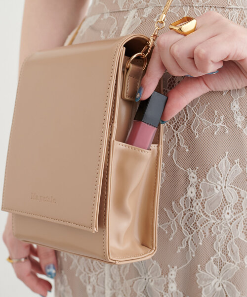 natural couture（ナチュラルクチュール）の「ミラーインショルダーバッグ（ショルダーバッグ・レディース・アイボリー/ブラック/ベージュ・FREE）」の11枚目の写真