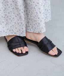 Bab | サテンギャザーフラットサンダル(サンダル)