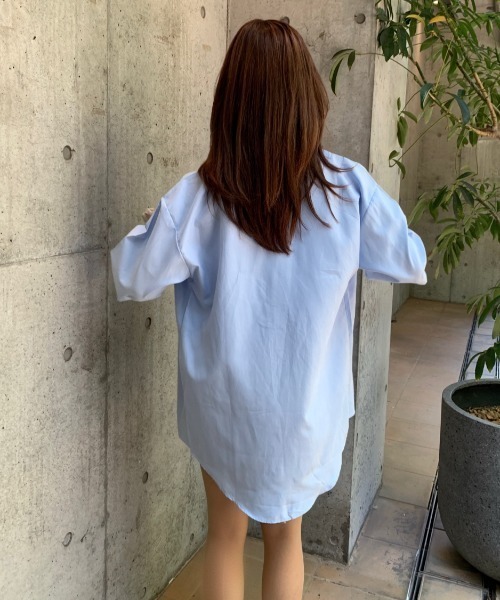 Teem Store(チームストア)の「ルーズシルエット オーバーサイズシャツ(シャツ/ブラウス・レディース・ブルー/パープル・M/L)」の15枚目の写真