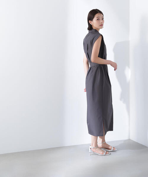 NATURAL BEAUTY BASIC(ナチュラルビューティーベーシック)の「◇ベルテッドナローシャツワンピース(シャツワンピース・レディース・チャコールグレー/ダークグリーン/ベージュ・MEDIUM/P/S)」の12枚目の写真