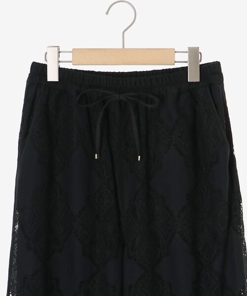 le.coeur blanc（ルクールブラン）の「《手洗い可能》パッチワーク風レースイージーパンツ（その他パンツ・レディース・オフホワイト/ブラック・38）」の9枚目の写真