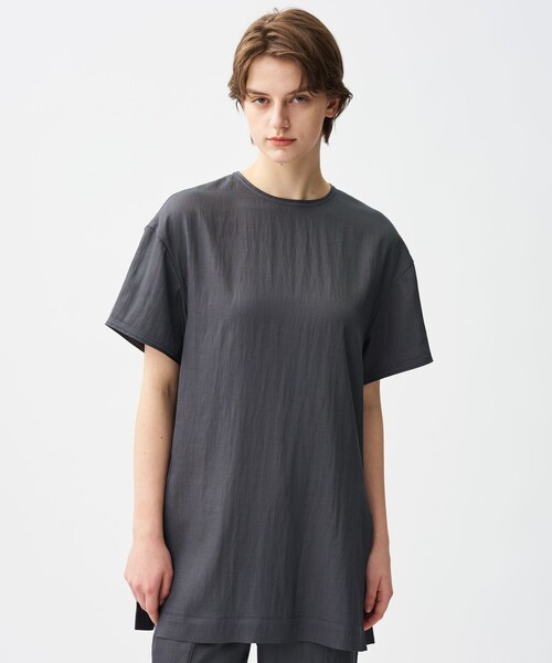 uncrave(アンクレイヴ)の「ドレープツイル Tブラウス(Tシャツ/カットソー・レディース・アイボリー系/ダルブルー系1・F)」の1枚目の写真