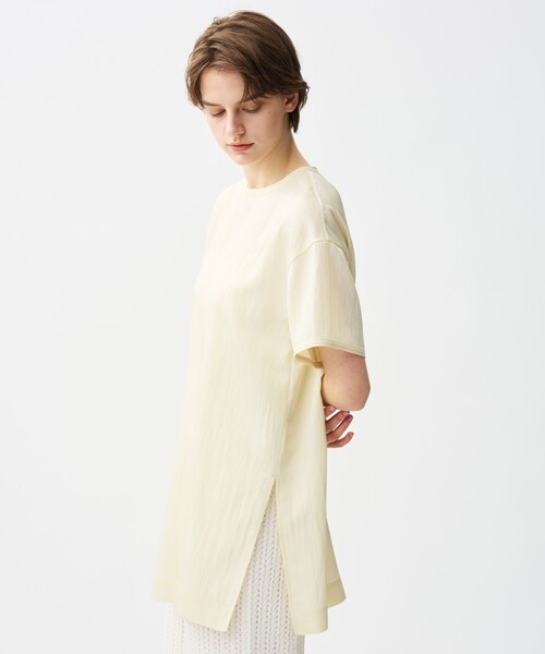 uncrave(アンクレイヴ)の「ドレープツイル Tブラウス(Tシャツ/カットソー・レディース・アイボリー系/ダルブルー系1・F)」の11枚目の写真