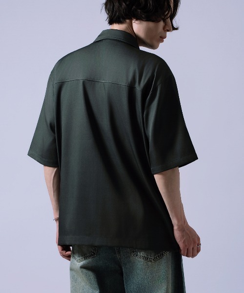Crownor(クラウノアー)の「ダブルジッパー 半袖シャツ(シャツ/ブラウス・メンズ・カーキ/ネイビー・LARGE/MEDIUM)」の11枚目の写真