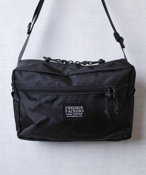 FREDRIK PACKERS』420D SNUG SHOULDER BLACK ZIPPER (M) スナッグ