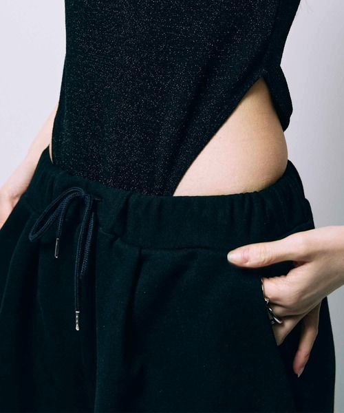 led.tokyo（レッドトウキョウ）の「【led.tokyo】TUCK SWEAT PANTS/タックスウェットパンツ（スウェットパンツ・レディース・グレー/ブラック・1/2）」の18枚目の写真