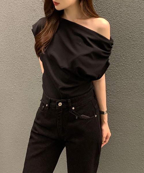 Lace Ladies（レースレディース）の「ワンショルダー ドレープ アシンメトリー シャーリング トップス（Tシャツ/カットソー・レディース・ホワイト/ブラック/イエロー・FREE）」の18枚目の写真