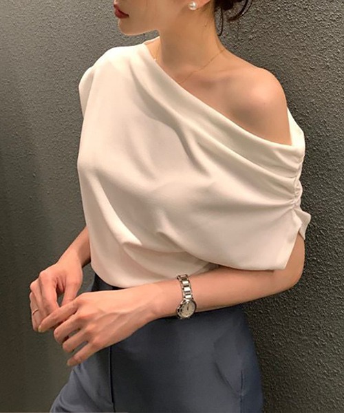 Lace Ladies（レースレディース）の「ワンショルダー ドレープ アシンメトリー シャーリング トップス（Tシャツ/カットソー・レディース・ホワイト/ブラック/イエロー・FREE）」の12枚目の写真