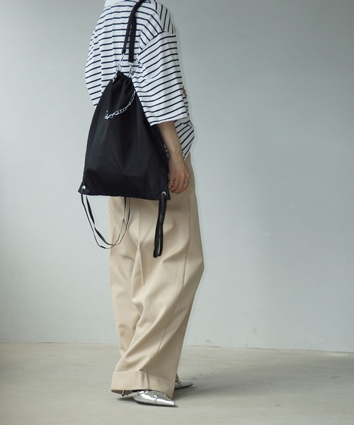 Anne  モノクロトーン チェーン 2WAY クラッチ ショルダー チェーンハンドル 2WAY スクエアバッグ ショルダーバッグ