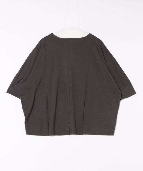 RCD（アールシーディー）の「ボートネック7分袖ドルマンTシャツ　半袖（Tシャツ/カットソー・レディース・ブラック/グレイッシュベージュ/チャコールグレー/オフホワイト・M-L/LL～3L/4L～5L）」の20枚目の写真