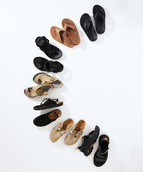 Teva（テバ）の「TEVA / テバ グランドビュー マックス サンダル 1164770-BLK（その他シューズ・メンズ・ブラック・27cm/28cm）」の2枚目の写真