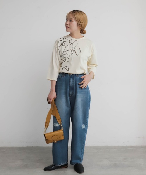 NOMBRE IMPAIR(ノンブルアンペール)の「ラインフラワー箔PT 8分袖TEE(Tシャツ/カットソー・レディース・ネイビー/ホワイト・FREE)」の3枚目の写真