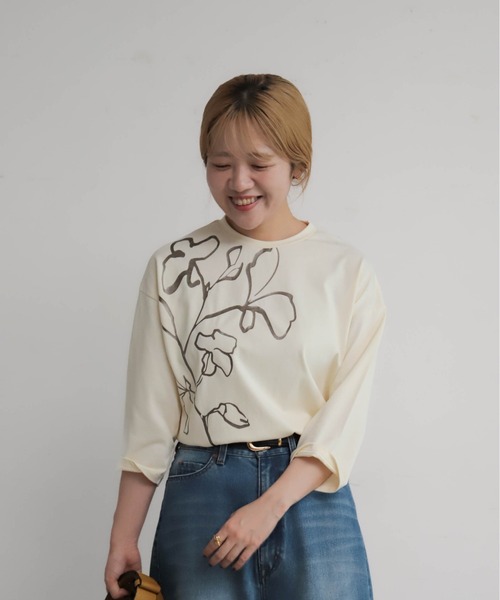 NOMBRE IMPAIR(ノンブルアンペール)の「ラインフラワー箔PT 8分袖TEE(Tシャツ/カットソー・レディース・ネイビー/ホワイト・FREE)」の8枚目の写真