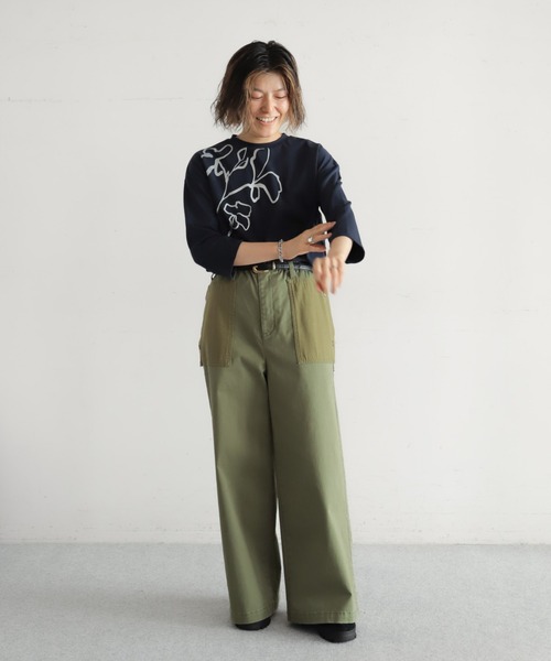 NOMBRE IMPAIR(ノンブルアンペール)の「ラインフラワー箔PT 8分袖TEE(Tシャツ/カットソー・レディース・ネイビー/ホワイト・FREE)」の13枚目の写真