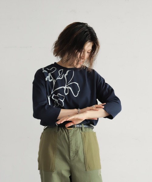 NOMBRE IMPAIR(ノンブルアンペール)の「ラインフラワー箔PT 8分袖TEE(Tシャツ/カットソー・レディース・ネイビー/ホワイト・FREE)」の17枚目の写真