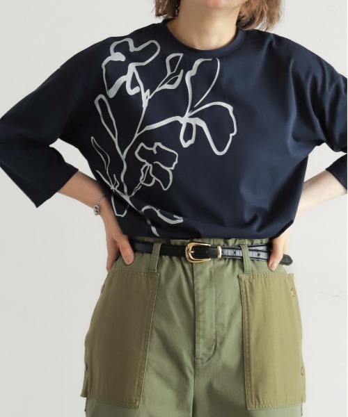 NOMBRE IMPAIR(ノンブルアンペール)の「ラインフラワー箔PT 8分袖TEE(Tシャツ/カットソー・レディース・ネイビー/ホワイト・FREE)」の15枚目の写真