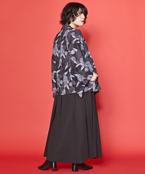 倭物やカヤ(ワモノヤカヤ)の「【倭物やカヤ】花の趣 羽織(カーディガン/ボレロ・レディース・グリーン/ホワイト/スミクロ・FREE)」の13枚目の写真