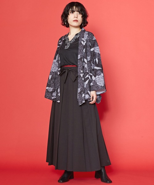 倭物やカヤ(ワモノヤカヤ)の「【倭物やカヤ】花の趣 羽織(カーディガン/ボレロ・レディース・グリーン/ホワイト/スミクロ・FREE)」の14枚目の写真