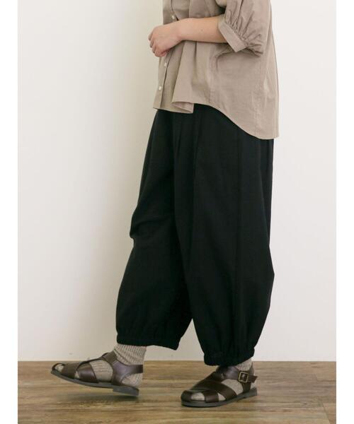 Samansa Mos2（サマンサ モスモス）の「【M/Lサイズ】綿麻平織りウエスト切替ギャザーバルーンパンツ（その他パンツ・レディース・ネイビー/モカ/キナリ/ブラック・L/M）」の3枚目の写真